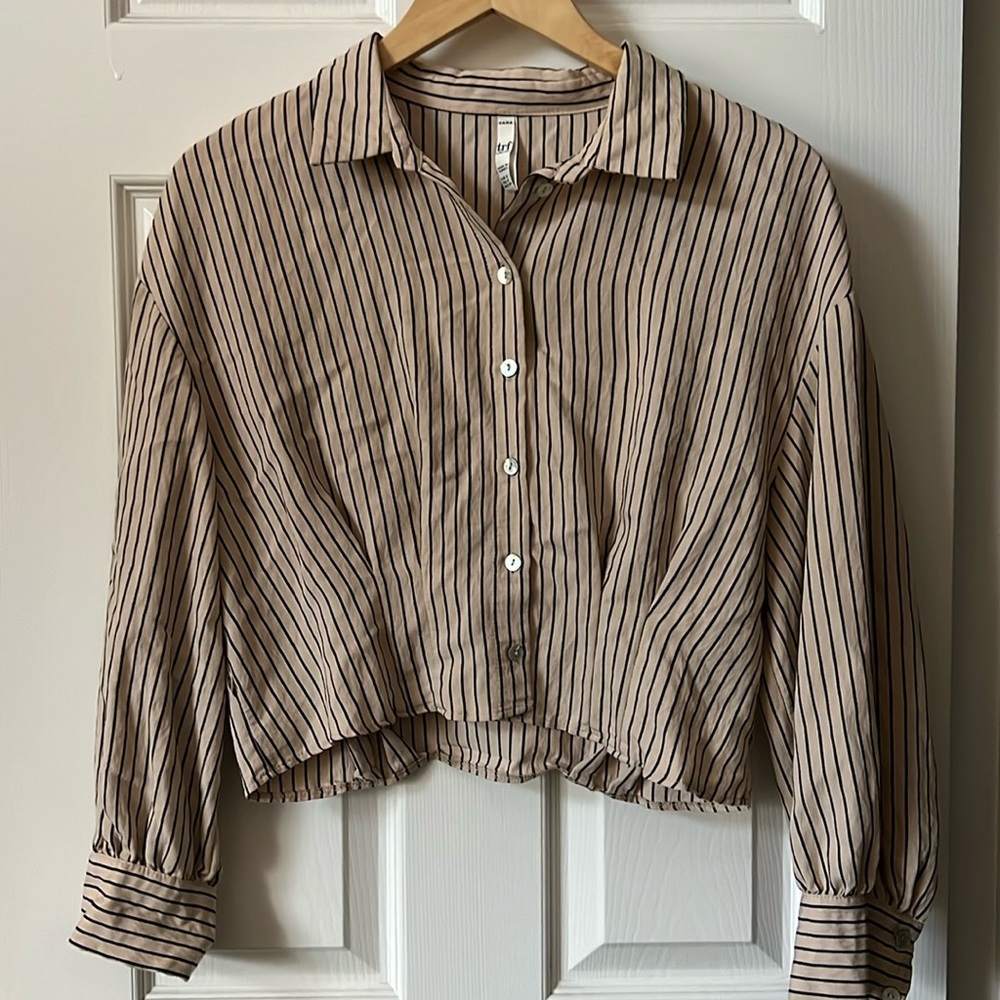 ZARA TRF Tan Cropped Striped Button-Up Top (S)